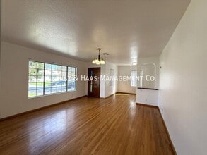 4723 Blackthorne Ave in Long Beach, CA - Building Photo - Building Photo