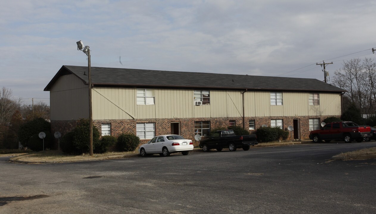 Broadway Apartments in Greenville, SC - Building Photo