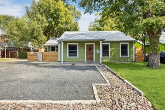 1106 Fairmount Ave in Austin, TX - Building Photo - Building Photo