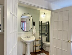 210 University Ave-Unit -B in Waxahachie, TX - Building Photo - Building Photo