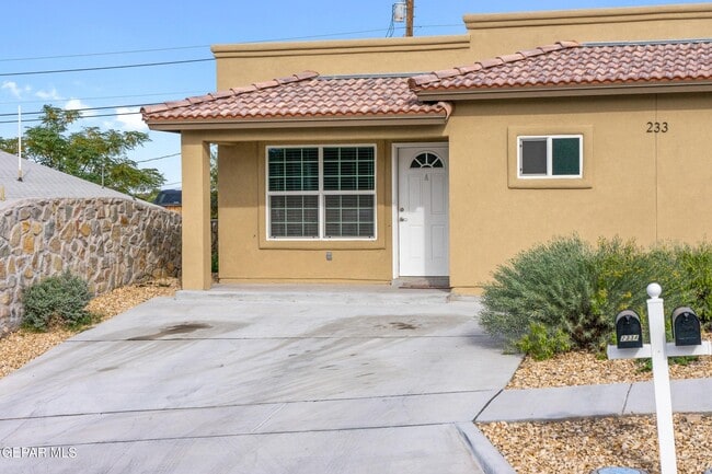 233 Atlantic Rd in El Paso, TX - Building Photo - Building Photo