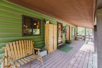 77 Navajo Ln in Pagosa Springs, CO - Building Photo - Building Photo