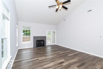 10272 Lakeland Dr in Fishers, IN - Building Photo - Building Photo