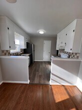 5680 Meadowcrest St in Hollins, VA - Building Photo - Building Photo