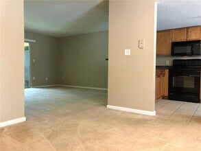 1810 NW 23rd Blvd in Gainesville, FL - Building Photo - Building Photo