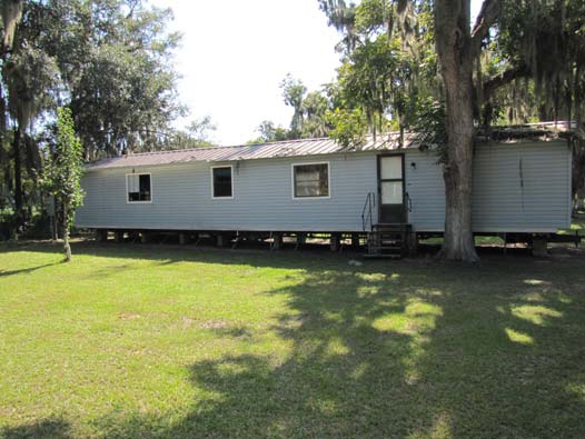 Shady Grove Mobile Home Park in White Springs, FL - Building Photo