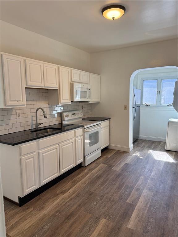 332 Academy Ave in Providence, RI - Building Photo - Building Photo