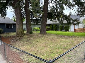 13118 SE Cora St in Portland, OR - Building Photo - Building Photo