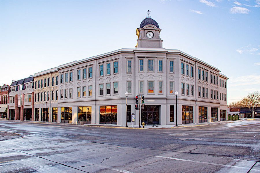 UNION HOUSE APARTMENTS in Charles City, IA - Foto de edificio