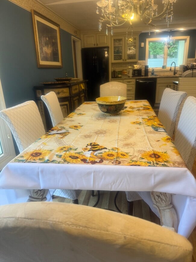 property at 6 Turner Rd