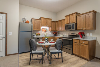 Hudson Meadows, A 55+ Retirement Community in Hudson, OH - Building Photo - Interior Photo