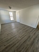 301 Main St in Buchanan, MI - Building Photo - Building Photo