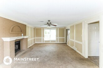 7330 Ashley Oaks Dr in Memphis, TN - Building Photo - Building Photo