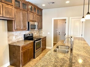 8100 NW 158th St in Edmond, OK - Building Photo - Building Photo