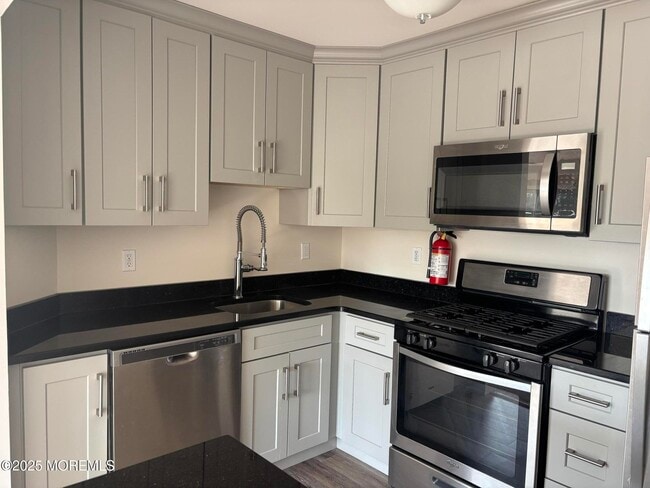 62 Briarwood Ct in Howell, NJ - Building Photo - Building Photo