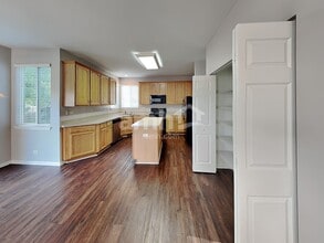 1756 Wick Way in Montgomery, IL - Building Photo - Building Photo