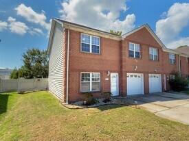 5119 Richard Rd in Virginia Beach, VA - Building Photo