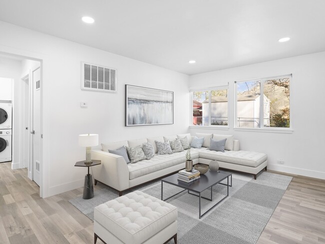 26 W Girard Ave, Unit C