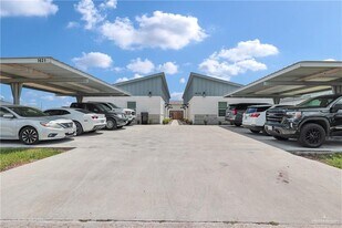 22 Playa Dr in Weslaco, TX - Building Photo