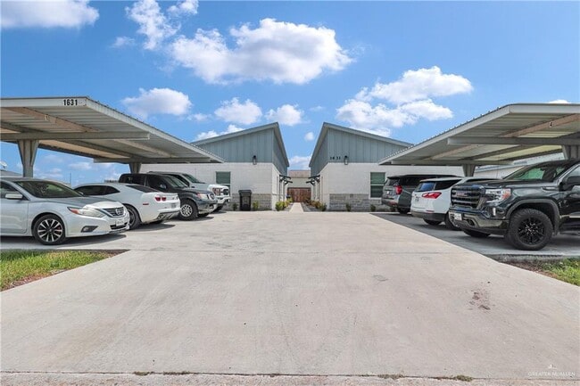 property at 22 Playa Dr