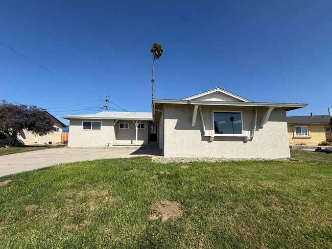 property at 431 Atherly Ln