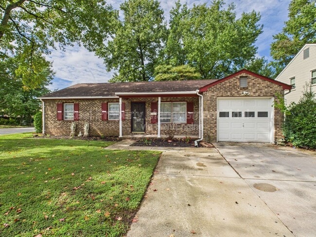 18 Wreck Shoal Dr in Newport News, VA - Building Photo - Building Photo