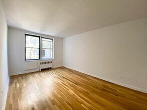 4475 Henry Hudson Pkwy W in Bronx, NY - Building Photo - Building Photo