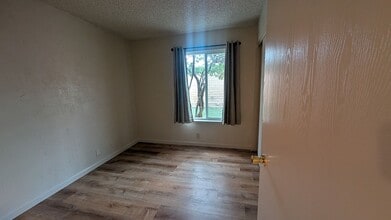 22 Granite Way in Carson City, NV - Building Photo - Building Photo