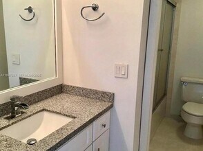 1100 NW 87th Ave in Coral Springs, FL - Building Photo - Building Photo