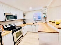 720 N Dixie Hwy photo'