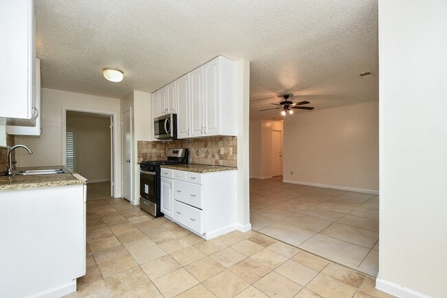 property at 3102 Timber View Dr