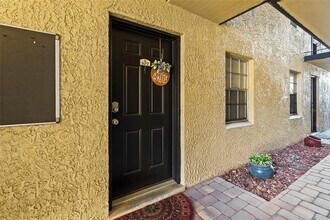 5304 W Kennedy Blvd in Tampa, FL - Building Photo - Building Photo