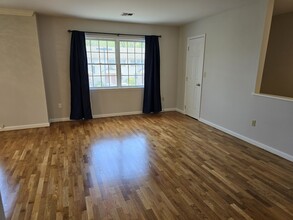 13 Autumn Leaf Ct, Unit 2-1 in Highland Falls, NY - Building Photo - Building Photo