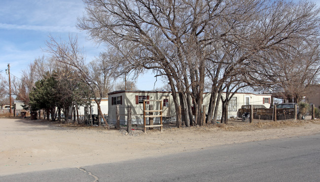 Pinon Mobile Court in Estancia, NM - Building Photo - Building Photo