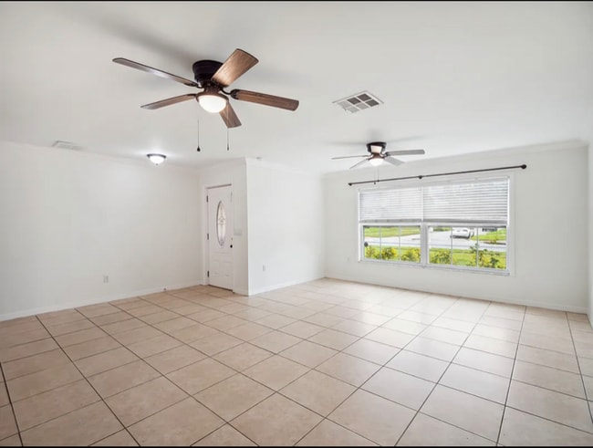 2900 E Grant Ave in Orlando, FL - Building Photo - Building Photo