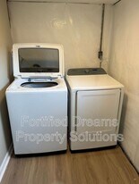 2203 Maywood St in Greensboro, NC - Building Photo