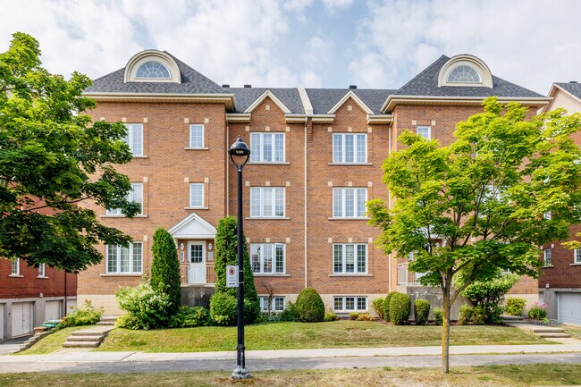 1598 Alexis-Nihon Boul in St. Laurent, QC - Building Photo - Building Photo