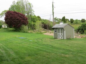 7 Herbert Dr in Narragansett, RI - Building Photo - Building Photo