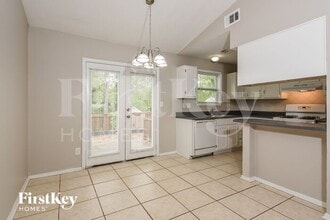 1655 Carrie Farm Ln NW in Kennesaw, GA - Foto de edificio - Building Photo