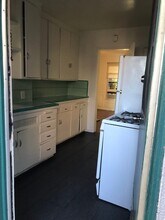 Libazi Gardens in Los Angeles, CA - Building Photo - Building Photo