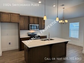 15824 Switchgrass Pl in Oklahoma City, OK - Foto de edificio - Building Photo