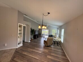 304 Acadia Dr in Kissimmee, FL - Building Photo - Building Photo