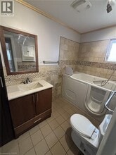 205 Ivon Ave in Hamilton, ON - Building Photo - Building Photo