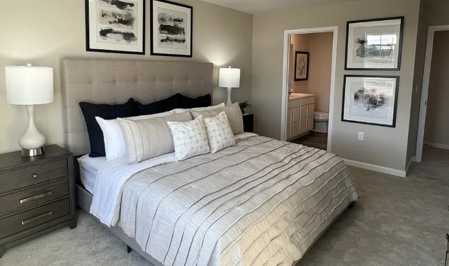 1120 Aubrey Mdws Pl in Franklin, KY - Building Photo - Building Photo