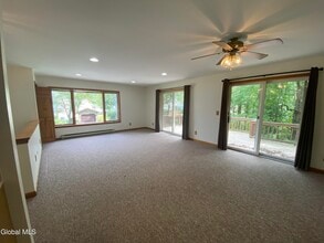 12 Lake Ave in Ballston Spa, NY - Building Photo - Building Photo