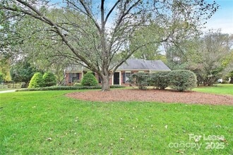 1708 Lawton Bluff Rd in Charlotte, NC - Building Photo - Building Photo