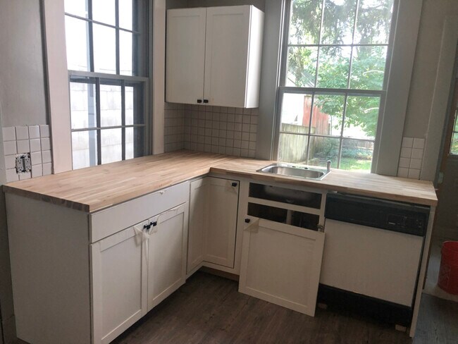 229 S Market St in Frederick, MD - Foto de edificio - Building Photo