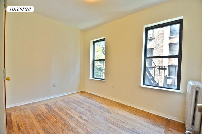 505 W 122nd St in New York, NY - Building Photo - Building Photo