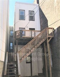1743 W Diamond St photo'