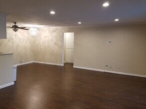 1770 Ximeno Ave in Long Beach, CA - Building Photo - Building Photo